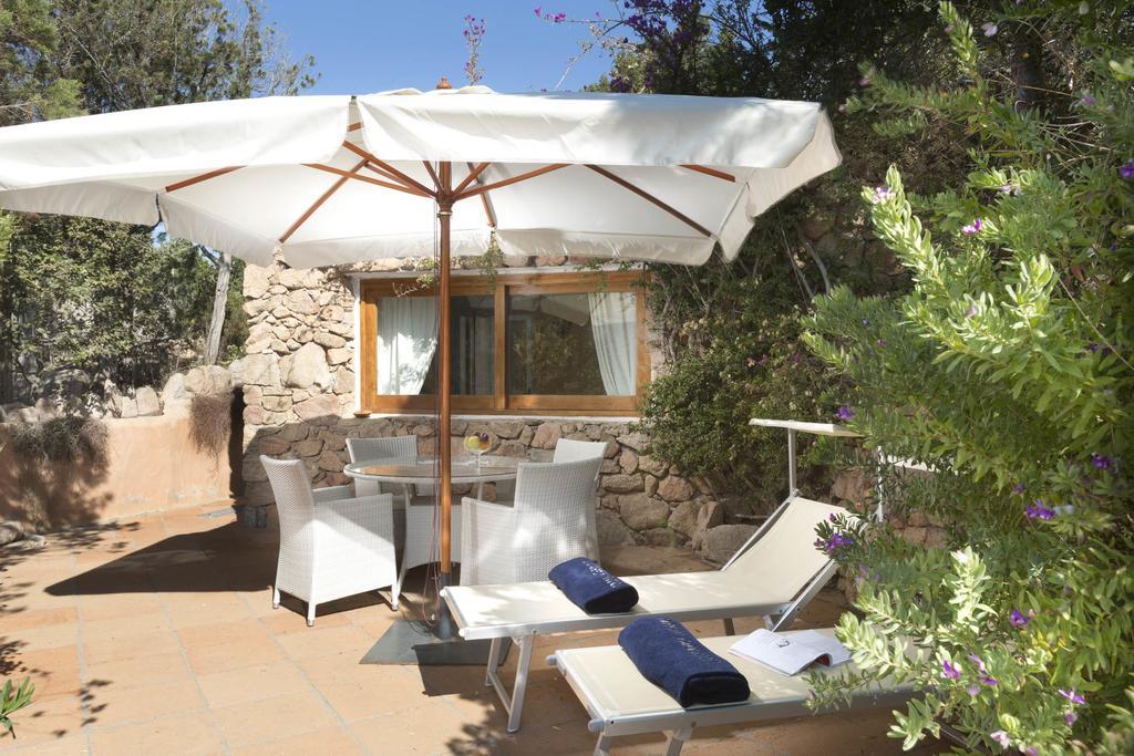 Le Case Di Capriccioli Porto Cervo Exterior photo